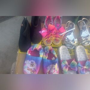 Kids shoe bundle size 4